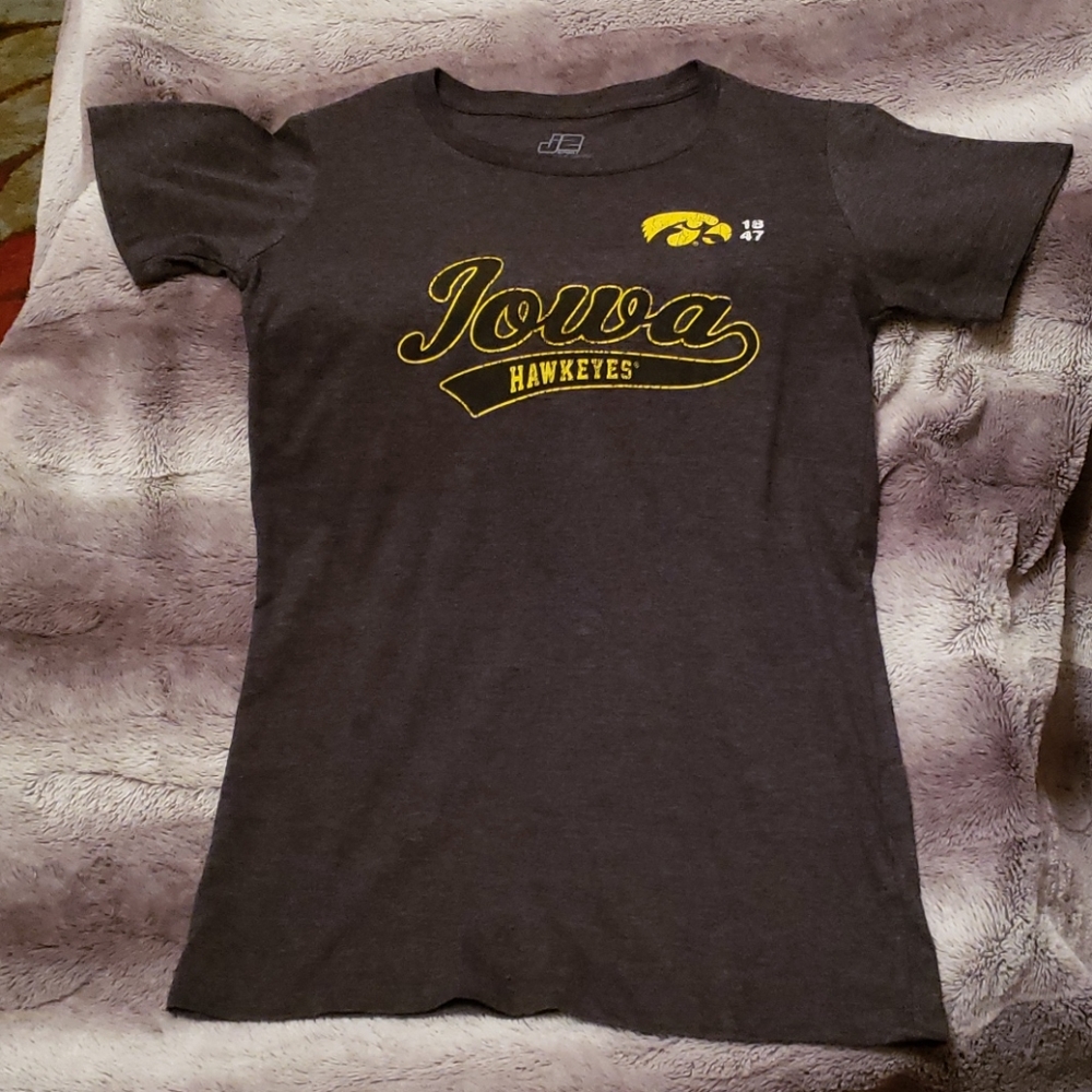 Iowa Hawkeyes jrs/womens shirt SM